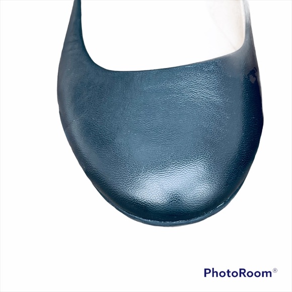 Tahari Ranma Black leather gold metallic block heel Flats 8.5 round toe slip on - Picture 4 of 9